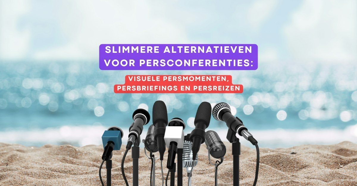 Microfoons in het zand bij zee, artikel over alternatieven voor persconferenties