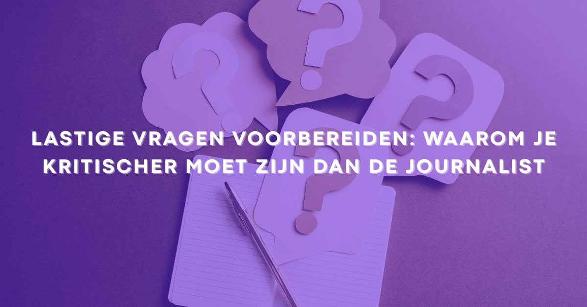 Papieren vraagtekens en een pen, artikel over lastige vragen voorbereiden