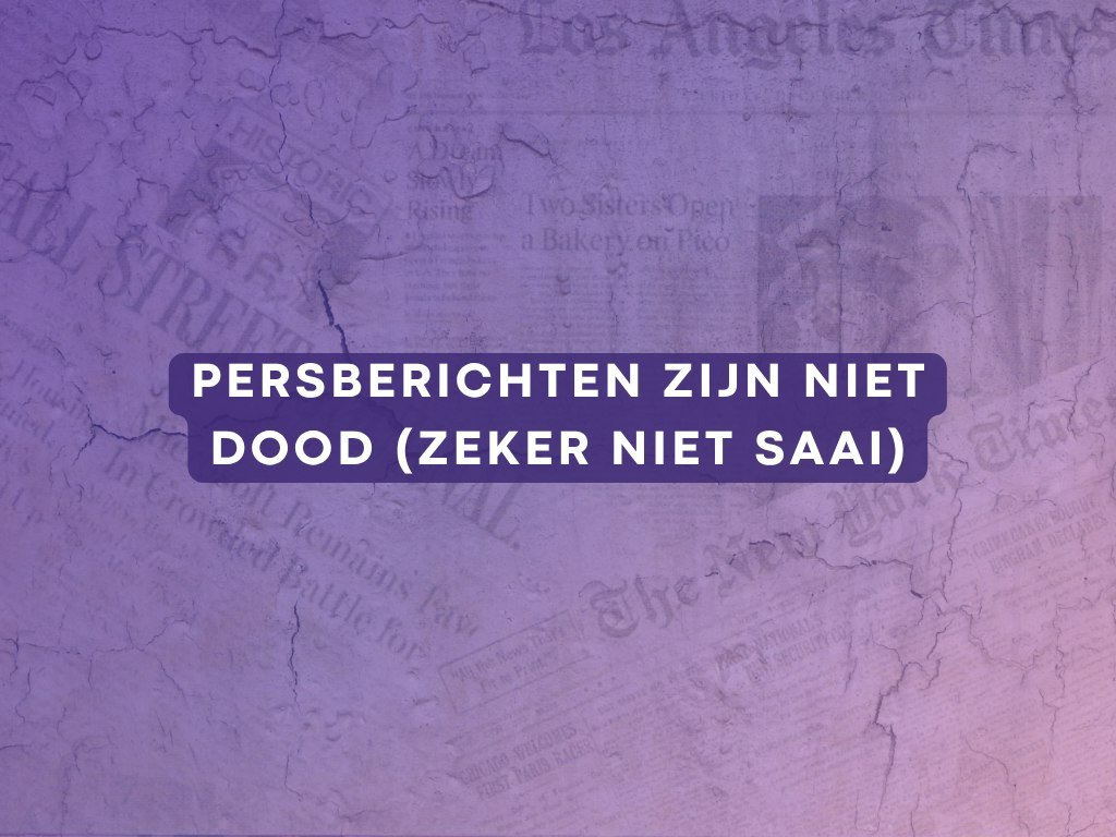 Krantenpagina’s als achtergrond, artikel over persberichten schrijven
